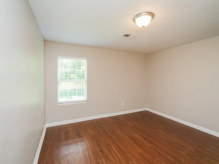 10108 Nolton Cir — Photo 12