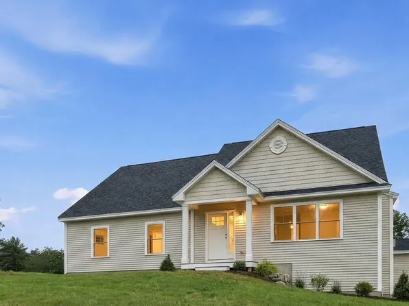 10 Juliana Avenue, Nashua, NH 03064