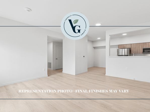 5228 S Mason Ave #207