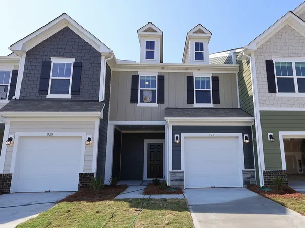 826 Earhart St NW, Concord, NC 28027