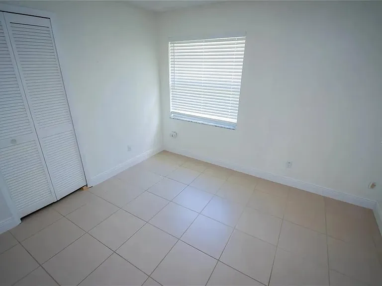 1512 Prairie Lake Blvd — Photo 14