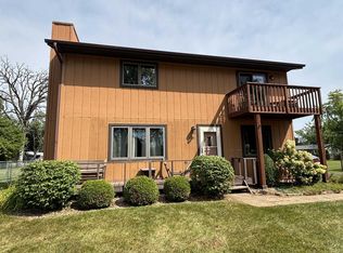 1616 Swallow Rd, Twin Lakes, WI 53181