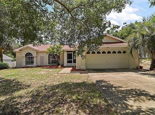 15837 Hidden Lake Cir, Clermont, FL 34711