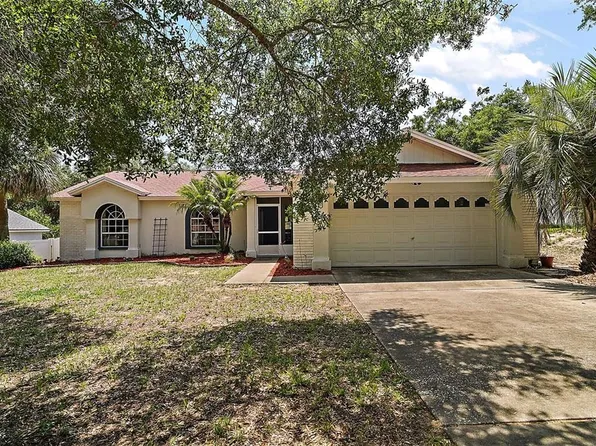 15837 Hidden Lake Cir, Clermont, FL 34711