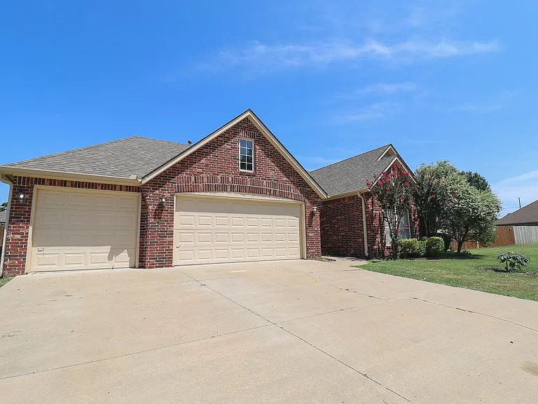 5107 Barr Dr — Photo 4