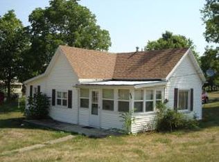 535 E Frank St, Mitchell, IN 47446