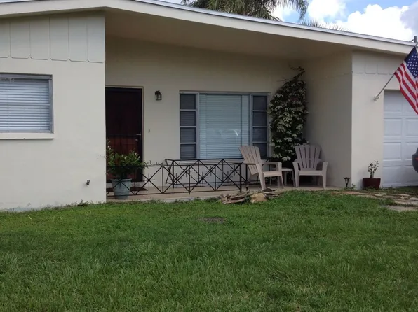 302 160th Ter, Redington Beach, FL 33708