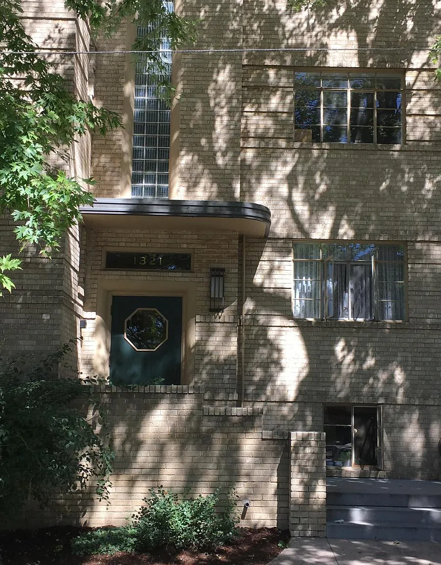 1333 E 10th Avenue — Photo 1