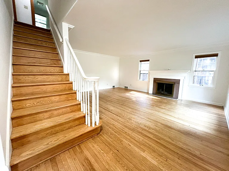 94 Jennette Dr — Photo 3