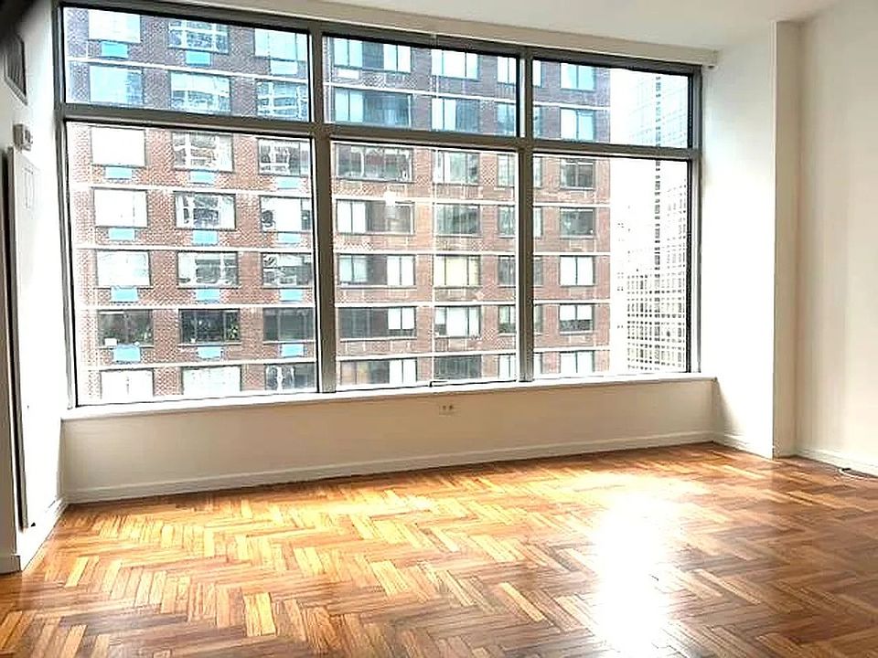 1st image of 250 E 54th St APT 21B