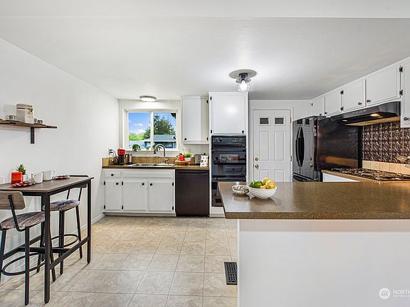 5th image of 14546 114th Avenue NE
