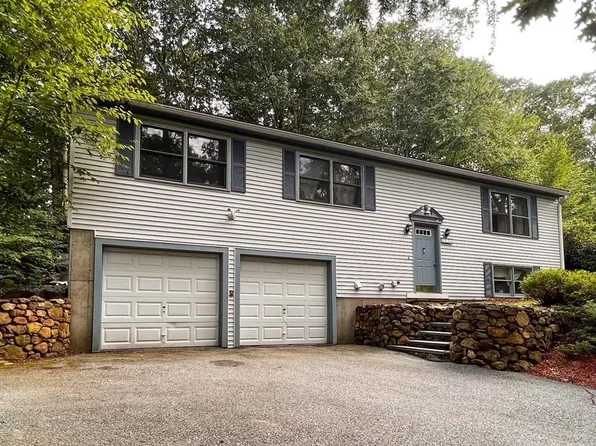 113 Betty Spring Rd, Gardner, MA 01440
