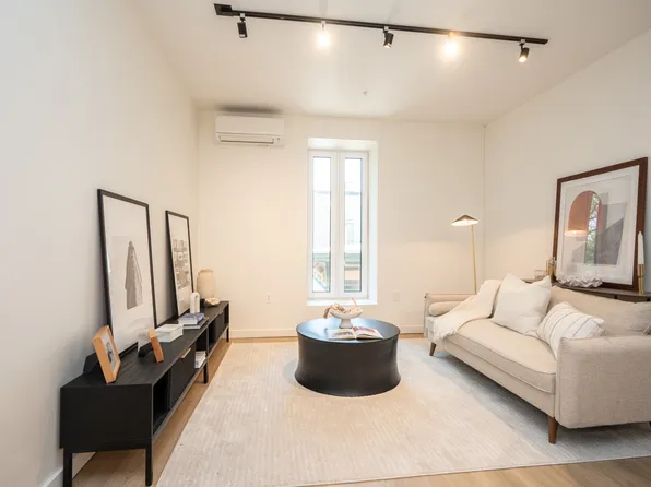 328 Pacific Avenue image 78 of 85