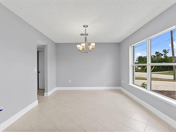 3rd image of 9374 MALLARD STREET