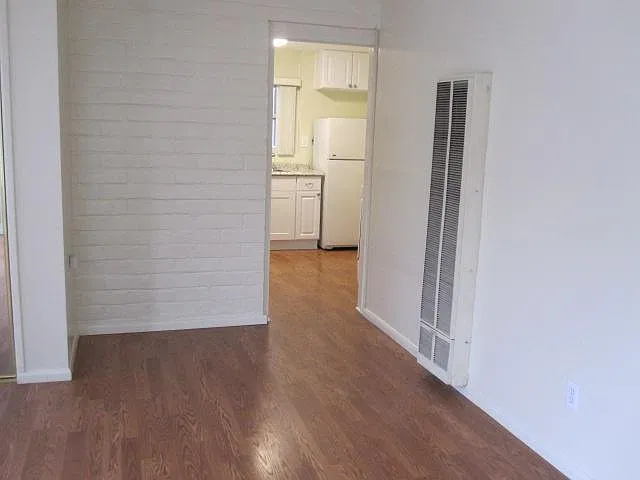Studio, 480 sqft, $2,700 — Photo 4