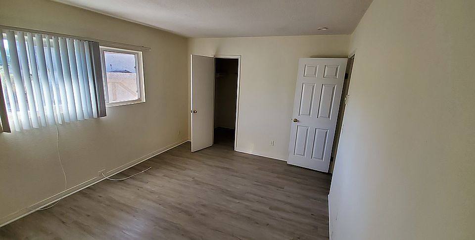 2nd image of 1137 S 41st St Unit 23