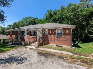 4834 NW Homestead Rd, Riverside, MO 64150