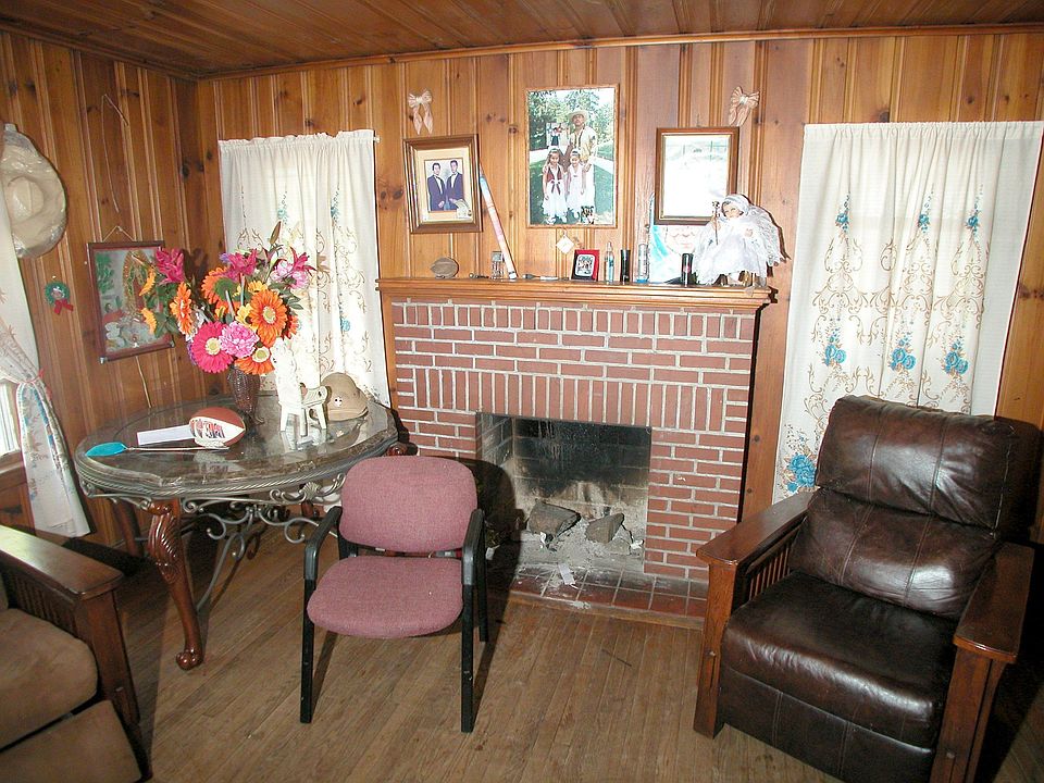 2nd image of 1229 Myrtle St SW
