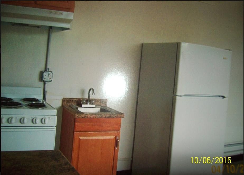 1st image of 6205 N Milwaukee Ave #1