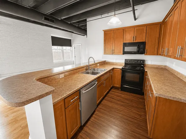 159 W Pearl St APT 304, Jackson, MI 49201