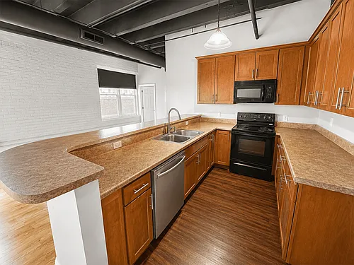 159 W Pearl St #304 Photo 1