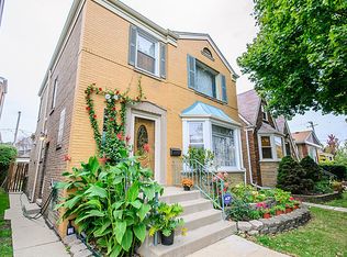 5954 N Richmond St, Chicago, IL 60659