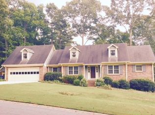 1044 Hodges Way, Stone Mountain, GA 30087