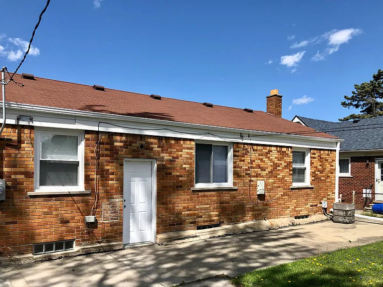 13431 Oak Park Blvd — Photo 13
