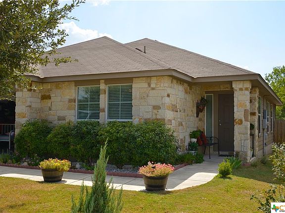 2nd image of 424 Capistrano Dr