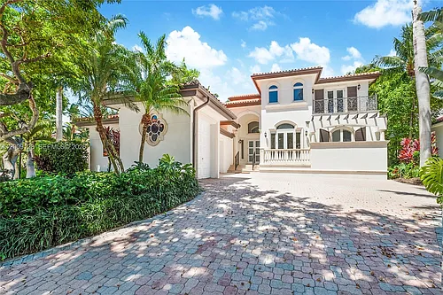 13680 Deering Bay Dr Photo 1