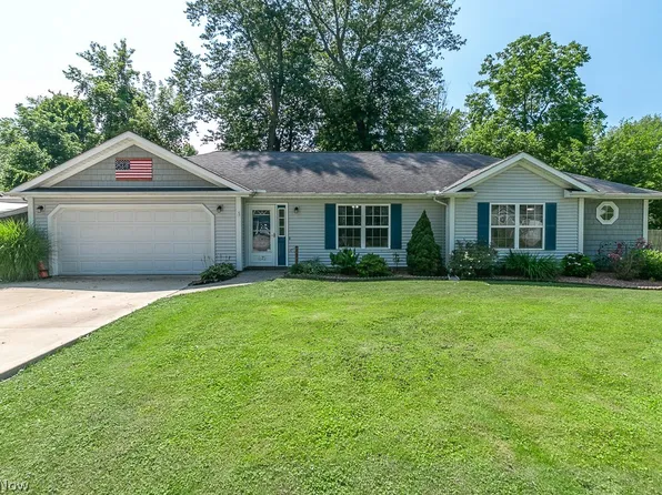 1572 Hazel Ave, Madison, OH 44057