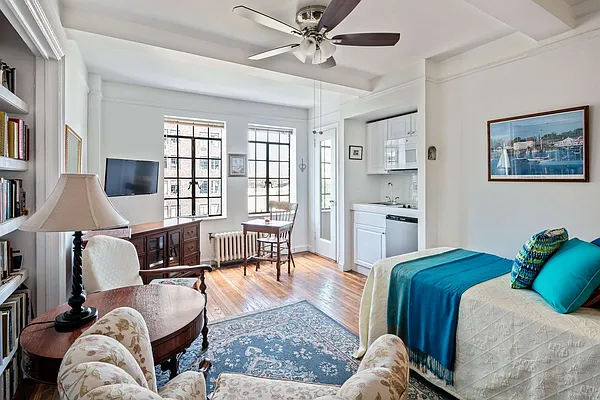 Sold by Compass | media 24