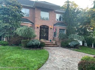 27 Stevenson Pl, Staten Island, NY 10309