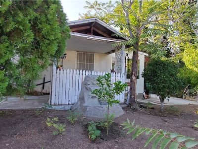 10861 Scoville Ave, Sunland, CA, 91040