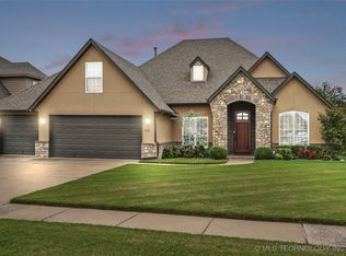 2525 N 16th St, Broken Arrow, OK 74012