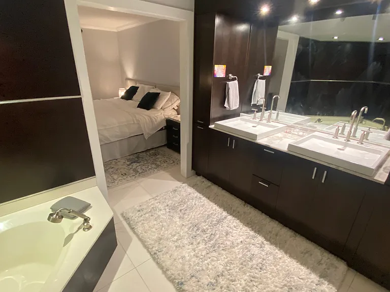 3600 Mystic Pointe Dr #207 — Photo 16