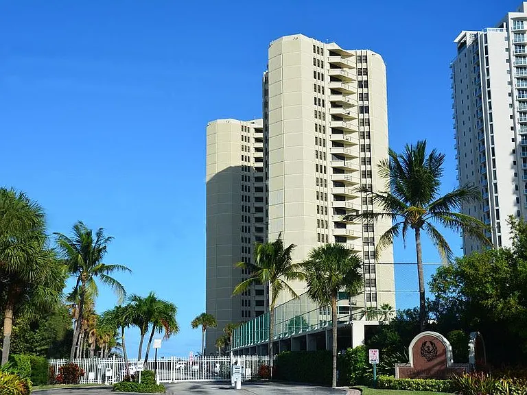 2800 N Ocean Dr #B-23C — Photo 3