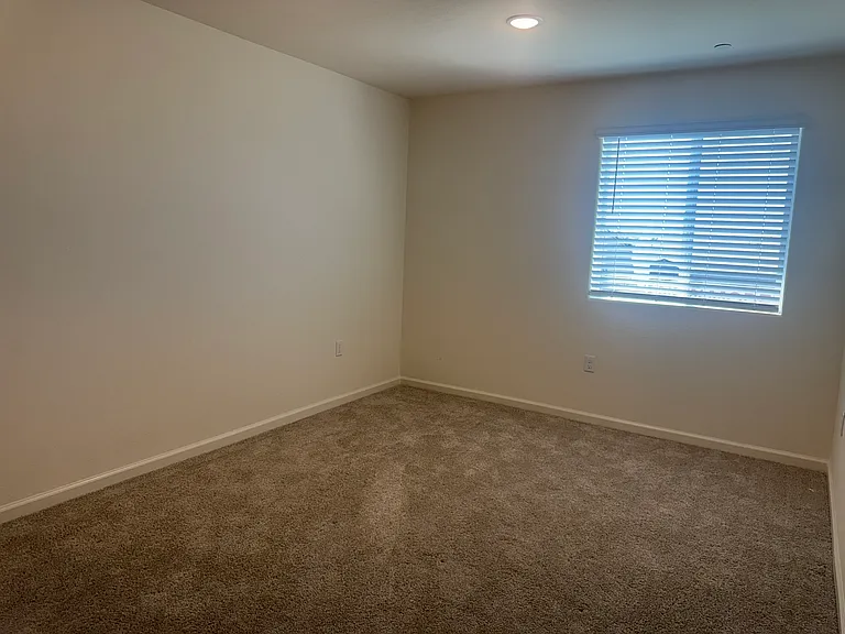 2040 N Brindac Ln — Photo 16