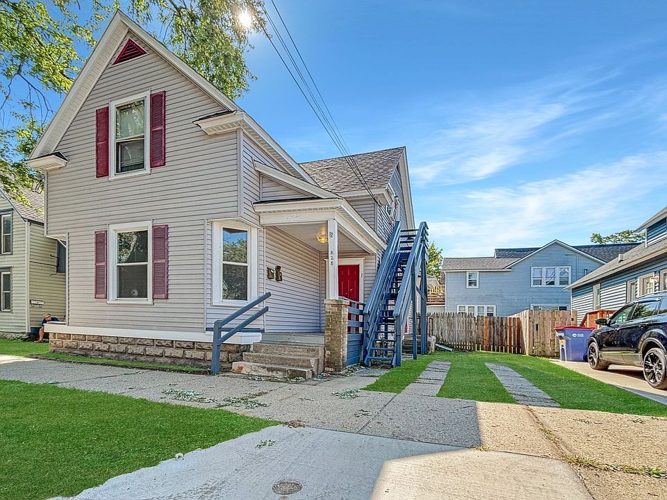 1st image of 828 9th St NW Unit 1
