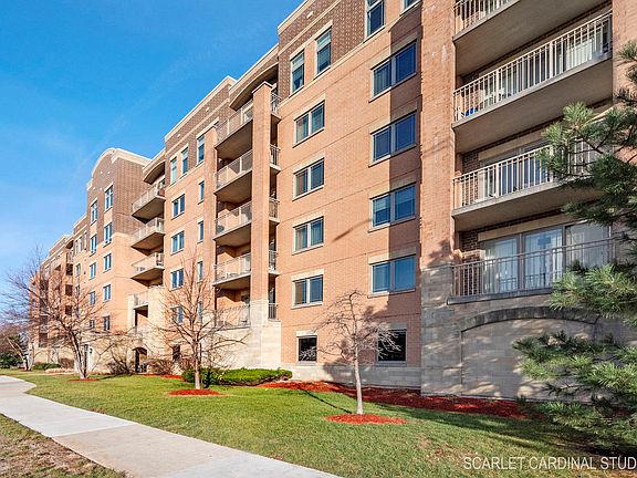 2nd image of 77 N Wolf Rd Unit 601