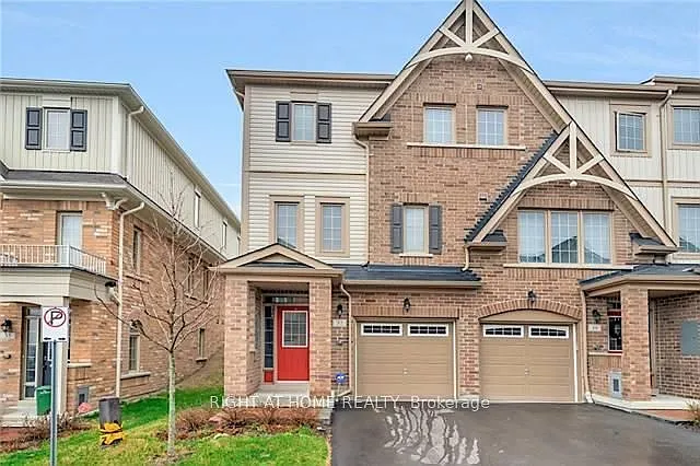 4 bed, $3,000 — Photo 1