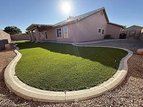 6824 Little Brook St — Photo 2