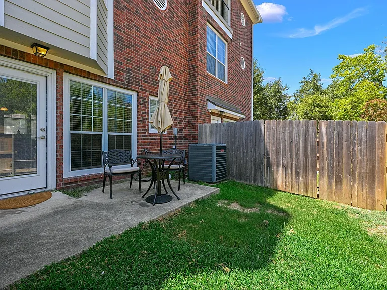 305 Holleman Dr E #1702 — Photo 9