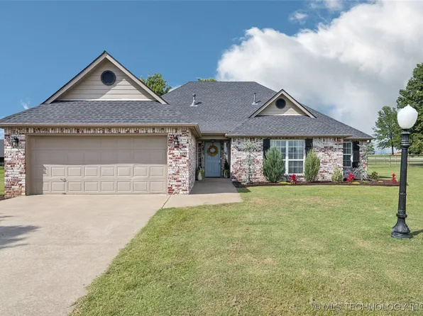 7059 E 149th St, Collinsville, OK 74021