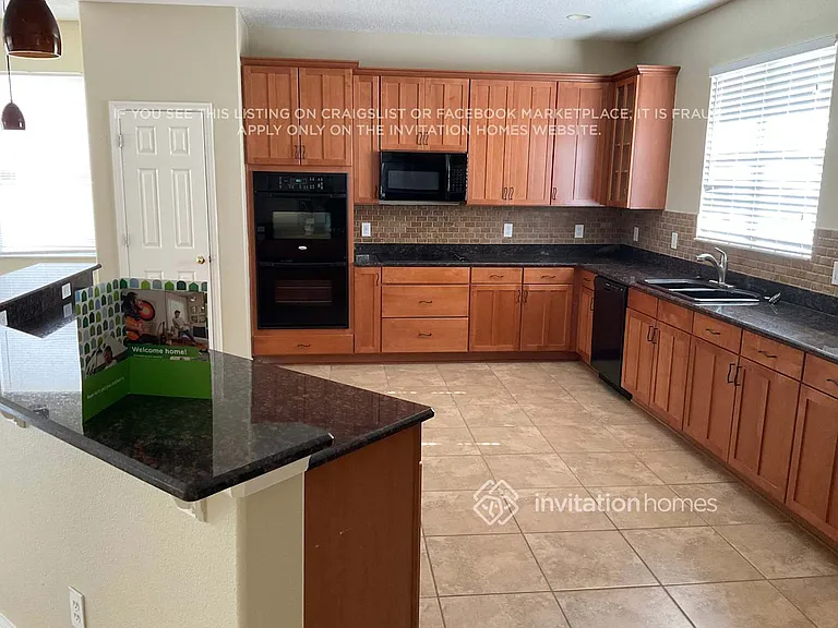 13637 Podocarpus Ln — Photo 6