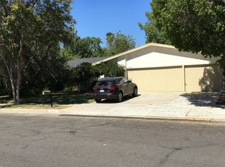 21323 Chagall Rd, Topanga, CA 90290