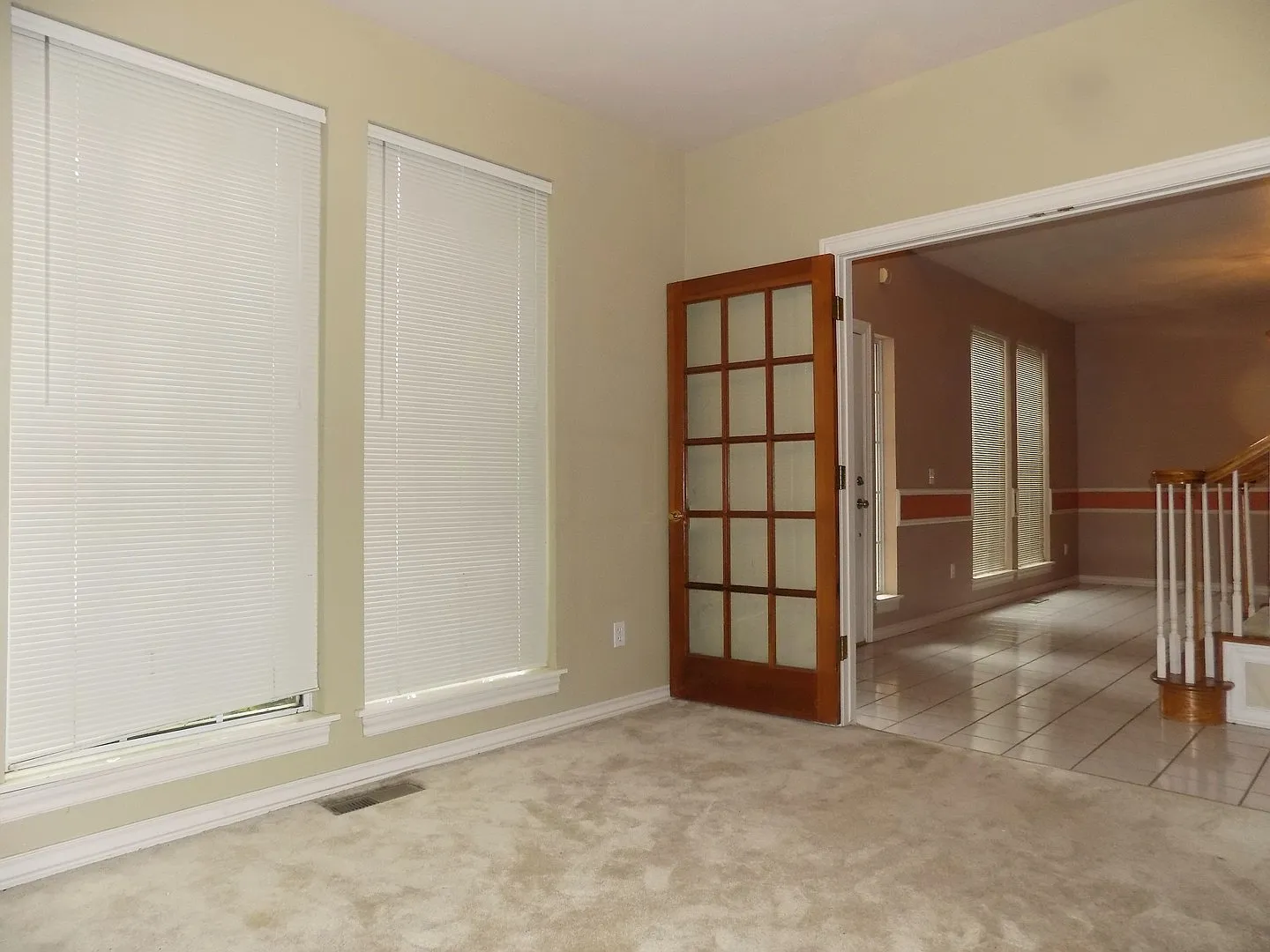 Available Now - $200 Off First Month! Spacious 2,779 Sq Ft Home With Fireplace & Huge Backyard — Photo 4