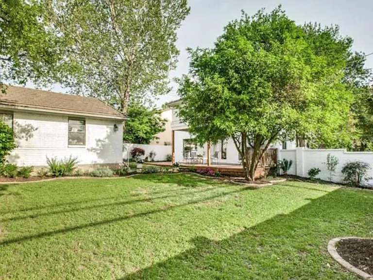 101 Rosemary Ave — Photo 23