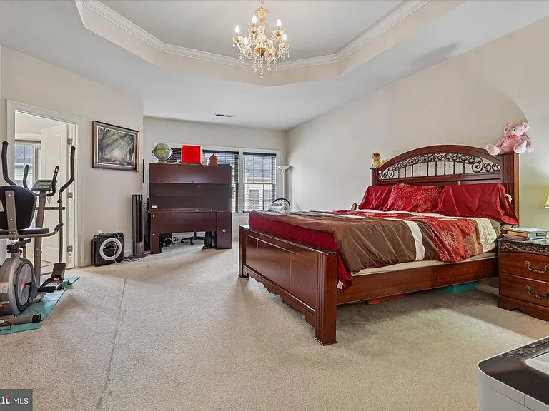 25128 Deerhurst Ter — Photo 12