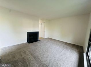 16 E Daisy Ln #B, Mount Laurel, NJ 08054